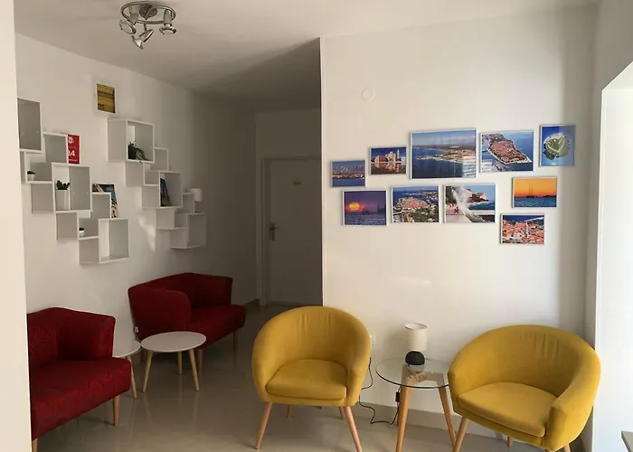 & Petra 3* 디클로