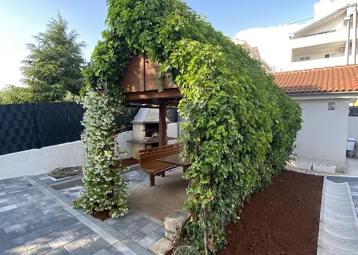 & Petra Pensionat Diklo