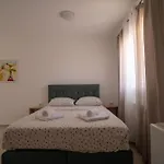 Guest house & Petra 3*