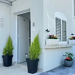 Guest house & Petra 3*